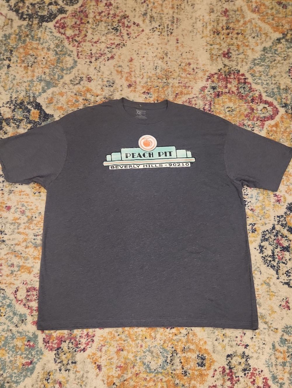 Peach Pit Graphic T‑Shirt - Dark Gray